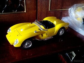 Predam auto zn Bburaro 1:18 zn,Testarossa ,r 1957