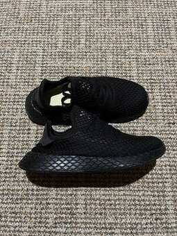 16x Dámské sportovní tenisky Adidas Deerupt (2)