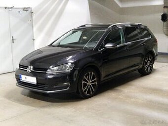 VW Golf 7 2,0 TDI 110kW Highline Combi Panorama Bi-xenon