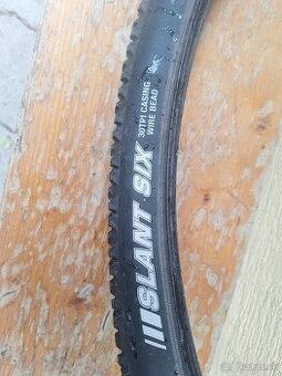Plášť na bicykel