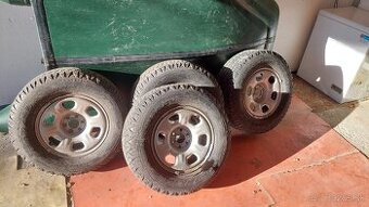 Goodyear Wrangler AT/SA M+S 111/109T 245/70 R16C - 1