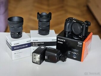 Sony a6600+2x objektív+blesk v záruke do 2027