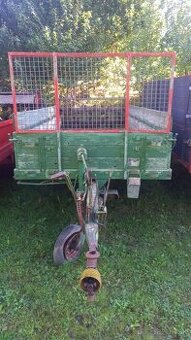 Rozmetadlo maštaľného hnoja  3,8  ton