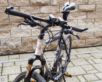 krosový bicykel Kellys Phanatic (21")