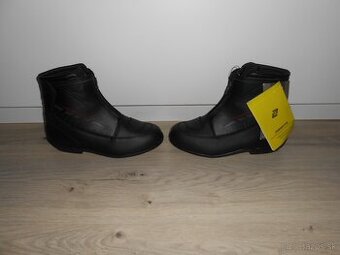 Predam nove moto topanky s BOA systemom znacky BOGOTTO