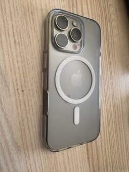 iPhone 16 Pro 256gb natural titán 14 cyklov nabíjania