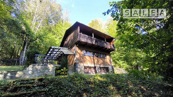 CHATA UPROSTRED LESA, POZEMOK 1782m2, ČADCA - BREHY