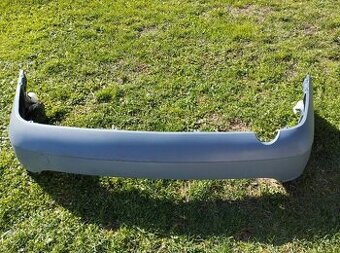 FORD FOKUS zadní nárazník FD04258BA