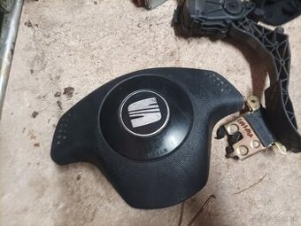 Seat Cordoba airbag