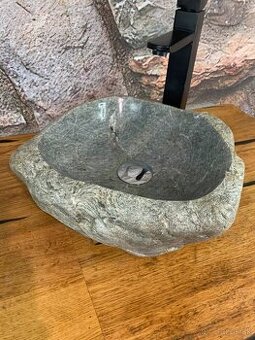 Predám umývadlo z prírodného kameňa