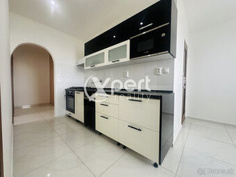 Slnečný 3 izbový byt v obľúbenej lokalite na predaj