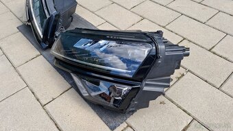 Skoda KAROQ  SVETLO FULL LED 57B941015D..57B941016D