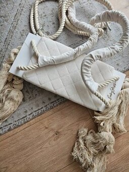 Drevená hojdačka krémová NOVÁ