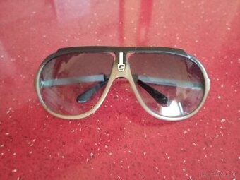 Slnečné okuliare Zn. Carrera