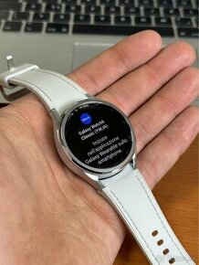 Samsung Galaxy Watch 6 Classic 43mm LTE - výstavný kus