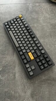 Keychron Q3 QMK (G RED) - custom mechanická klávesnica