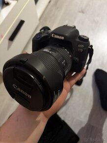canon eos77d - 1