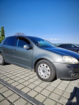 Predám vw golf 5 2004 1.9 TDI 74kw