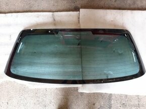 Sklo kufrovich dverí Fiat Croma 2008