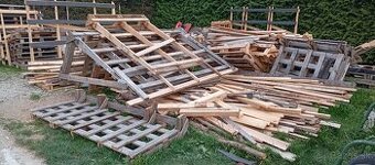Ponúkam na predaj drevo na pálenie.