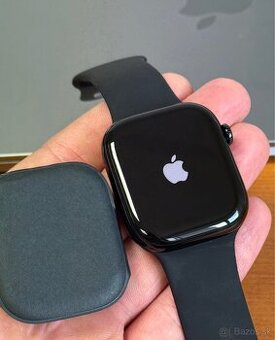 Apple Watch 10 46mm Jet Black - nové, rok záruka