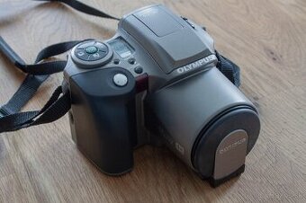 Olympus IS-300 28-110mm