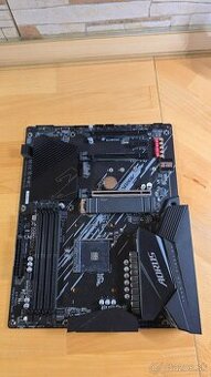 Zakladna doska GIGABYTE