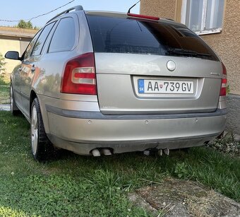 Skoda Octavia Combi 2