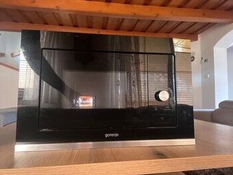Mikrovlnná rúra Gorenje Advanced BM201AG1BG čierna