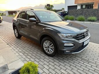 Volkswagen T-ROC 1.5 TSI-DSG-rv:3.2.2019--158tis km - 1
