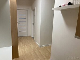 3-izbový byt v Rači (Krásňany) na prenájom – útulný, priestr