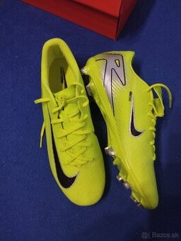 Kopačky NIKE MERCURIAL č.42