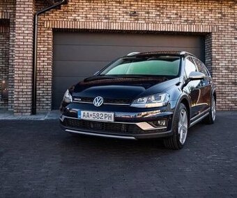 Volkswagen Golf Alltrack 2016 , 1.8 TSI benzín