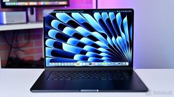 MacBook Air 15" M4 16/256GB 1 cyklus batérie