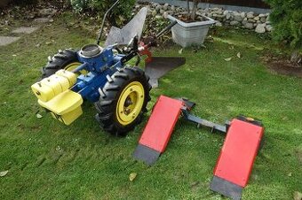 Podvozok na Agzat s pluhom