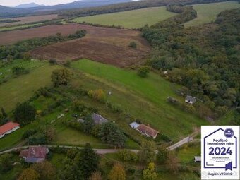 Pozemok v lone prírody s výhľadom na Slanské vrchy, obec Bre - 1