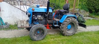 Traktor domacej vyroby