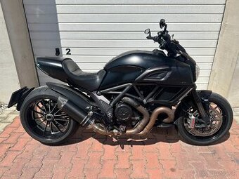 Ducati Diavel Dark Stealth