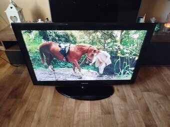 Televízor Samsung 40". 107cm