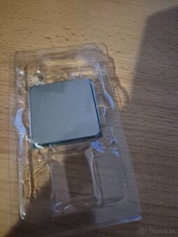 Predám AMD RYZEN 7 2700X