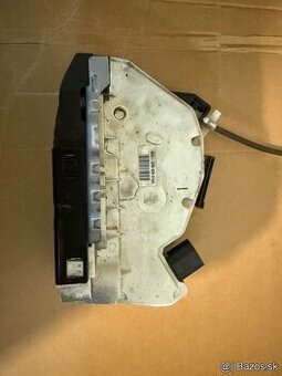 Ľavý zadný zámok VW Škoda Seat Audi 5N0 839 015A