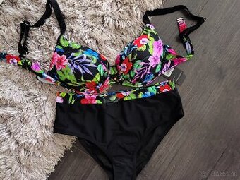 Dvojdielne plavky pre plnoštíhle. L, 2XL čierna + kvety