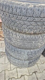 265/65R17 112S Bridgestone