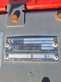 Predám kosačku na náhradné diely.