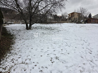 Atraktívny 600 m² stavebný pozemok, Zobor, Nitra