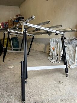 STÔL PRE OBKLADAČOV