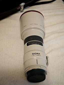 Nikkor 50mm f/1,8 G , Sigma 400 mm f/5,6 APO