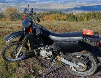 Rozpredám yamahu DT 125 R na diely
