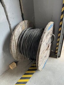 Kábel AES 4x95 mm2
