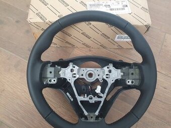 Predam Toyota Rav4 novy kozeny volant